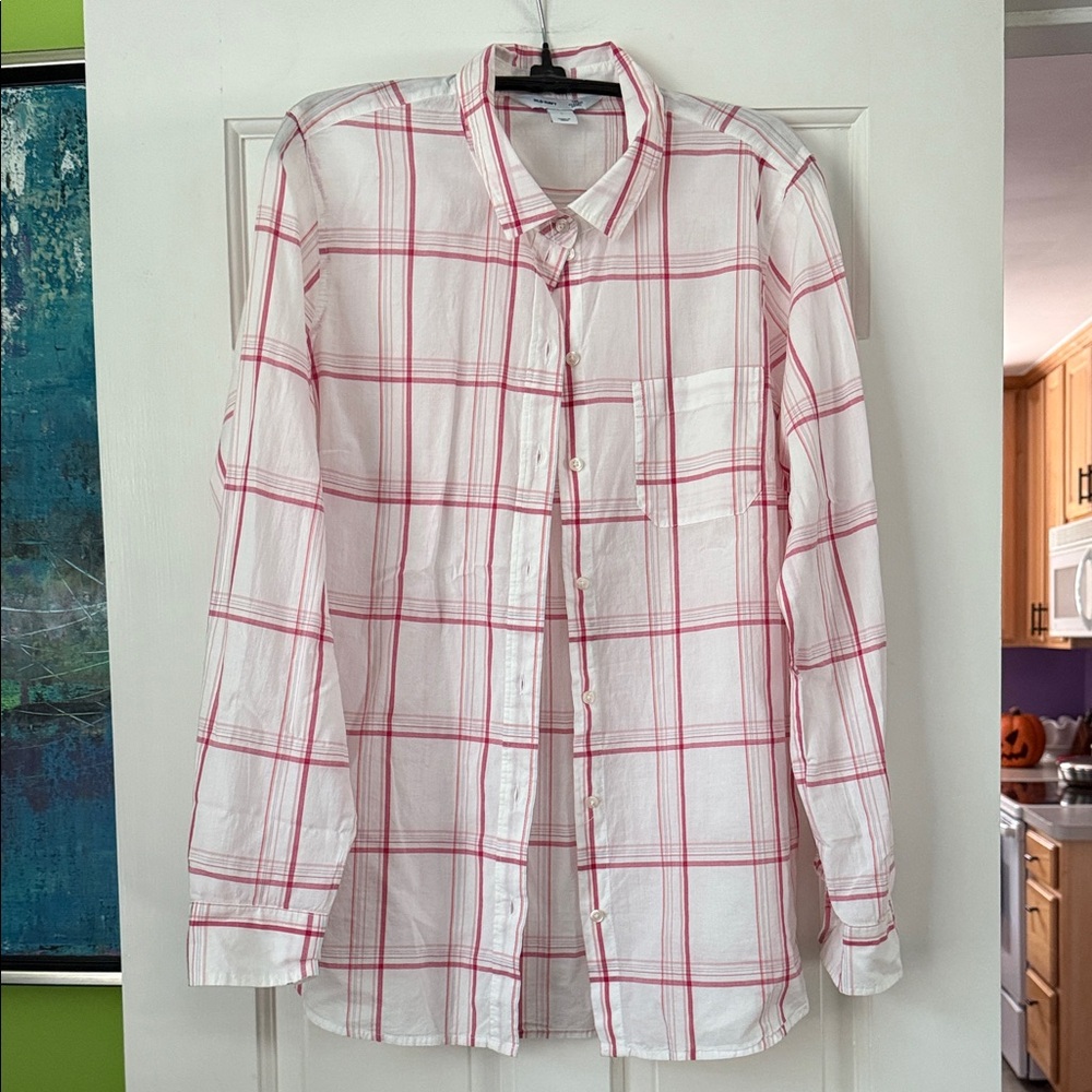 Old Navy White and Red/Pink Checkered Women’s Shirt